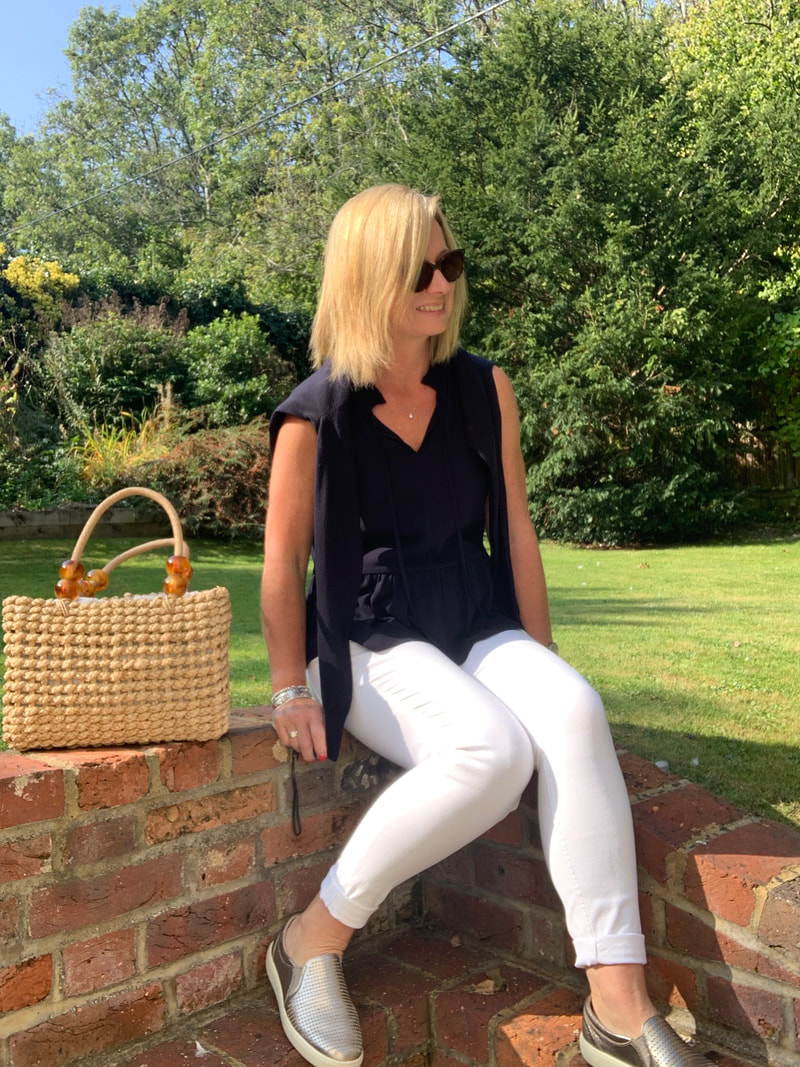white jeans and navy top, outfit ideas, style for women over 50