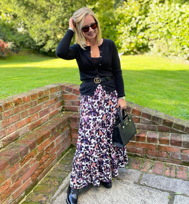 Saint and Sofia Greenwich Skirt in Blurred Floral
