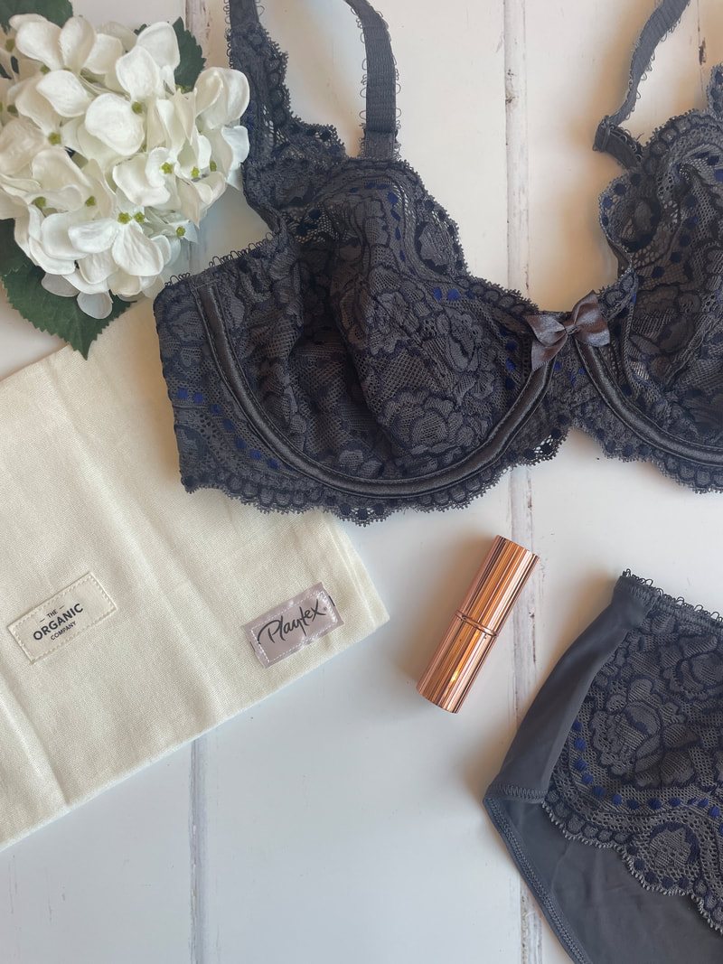 Perfect mothers day gifts | flower elegance bra and briefs set from Playtex