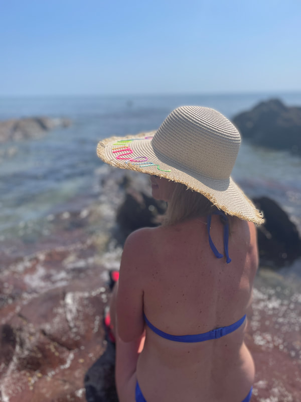 Bikini and sunhat | best beaches in Cornwall | Days out in Cornwall