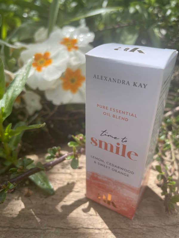 Natural essential oil blend from Alexandra Kay at Green People