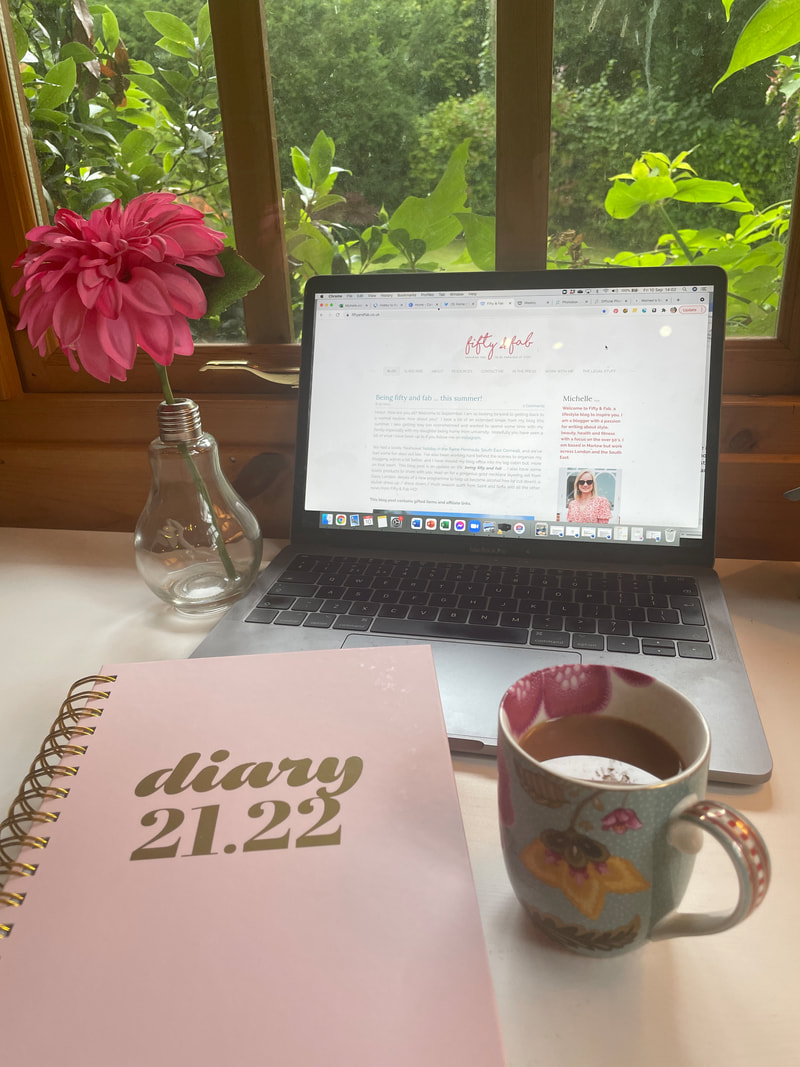 Home Office in Log Cabin in Garden | 21-22 Diary
