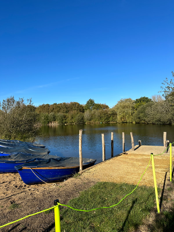 rowing boats at potters resorts five lakes